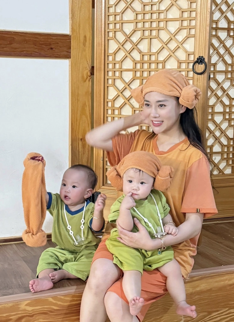 Sao việt đặt quy định khắt khe khi sinh con đầu lòng phương oanh sát khuẩn 3 bước mai ngọc không cho bà hôn cháu - 4