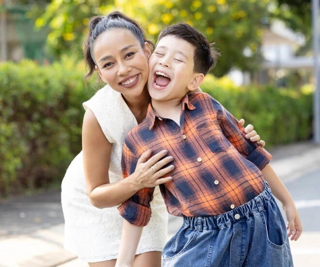 Sao việt làm mẹ đơn thân nuôi con lai tây thảo trang dạy quý tử chu toàn elly trần trẻ trung sau biến cố - 1