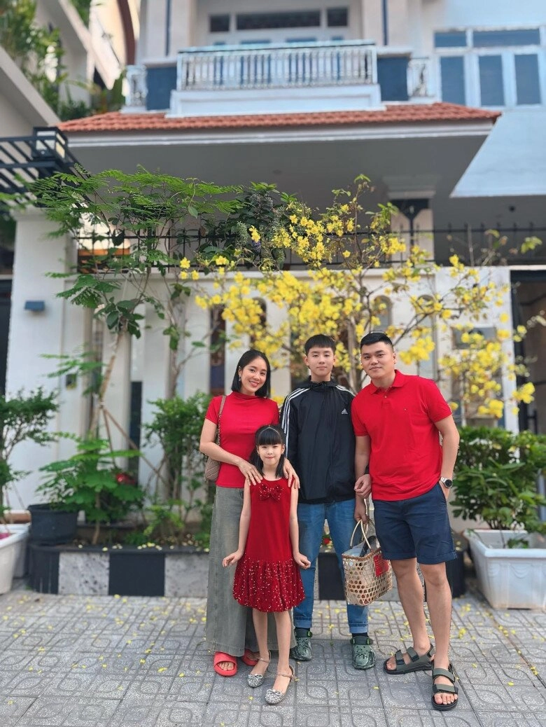 Sao việt làm tri kỷ sau chia tay quý bình giới thiệu chồng cho lê phương thảo vân làm bạn với nsnd công lý - 7