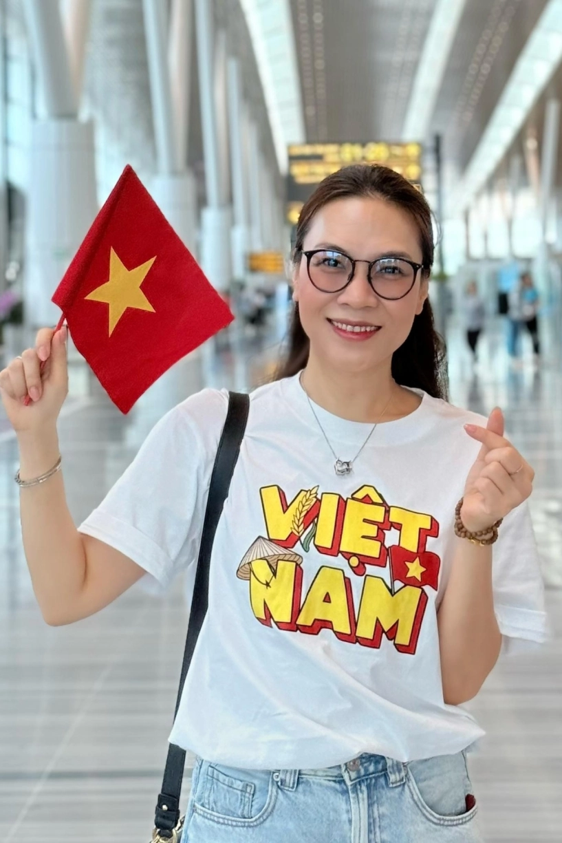 Sao việt mong chờ đại lễ 304 - 5