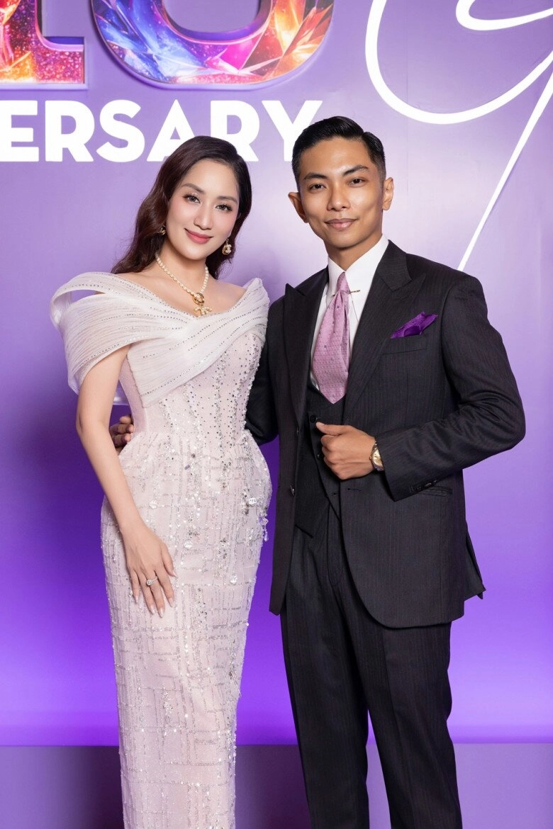 Sao việt muốn sinh con thứ 4 khánh thi tân trang nhan sắc khi phan hiển muốn đẻ thêm phạm quỳnh anh bị cấm cản - 3