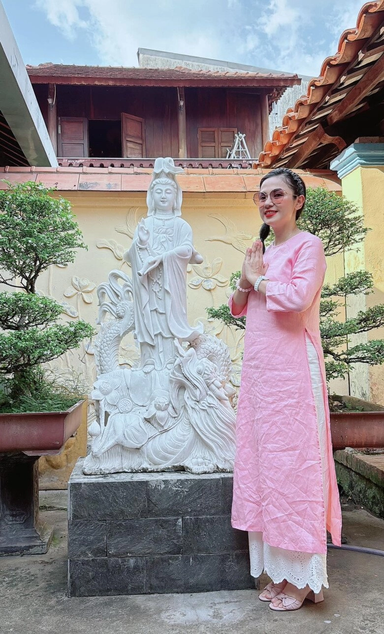 Sao việt quy y tuấn hưng mong mẹ bình an giữa bạo bệnh công vinh nương nhờ cửa phật ngay trong đám cưới với thủy tiên - 6