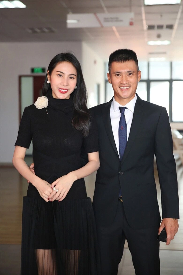 Sao việt quy y tuấn hưng mong mẹ bình an giữa bạo bệnh công vinh nương nhờ cửa phật ngay trong đám cưới với thủy tiên - 17