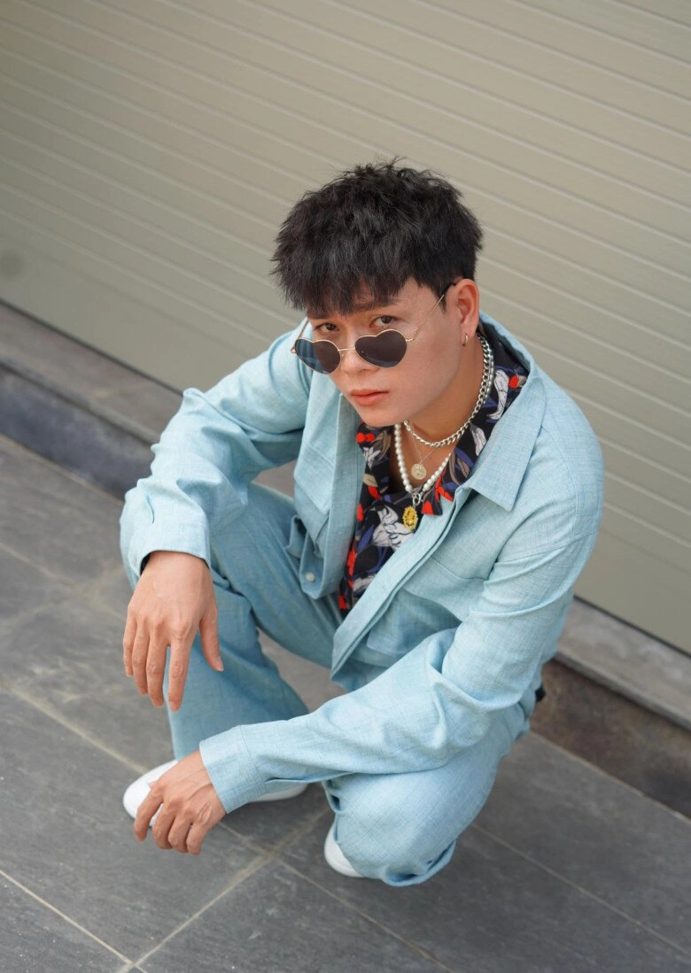 Sao việt từng nghèo khó phải đi chăn trâu bò hhen niê giờ có nửa quả đồi tuấn cry nổi tiếng nhờ bắc bling - 11