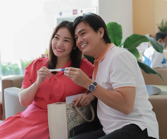 Sao việt vất vả gần 1 thập kỷ tìm con cao minh đạt làm bố ở tuổi 50 kha ly có ái nữ xinh như búp bê - 1