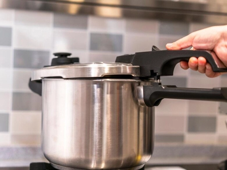Sau 10 lần thay nồi áp suất tôi nhận ra mua thiết bị này nên tuân theo quy tắc 6 mua - 6 không mua - 3