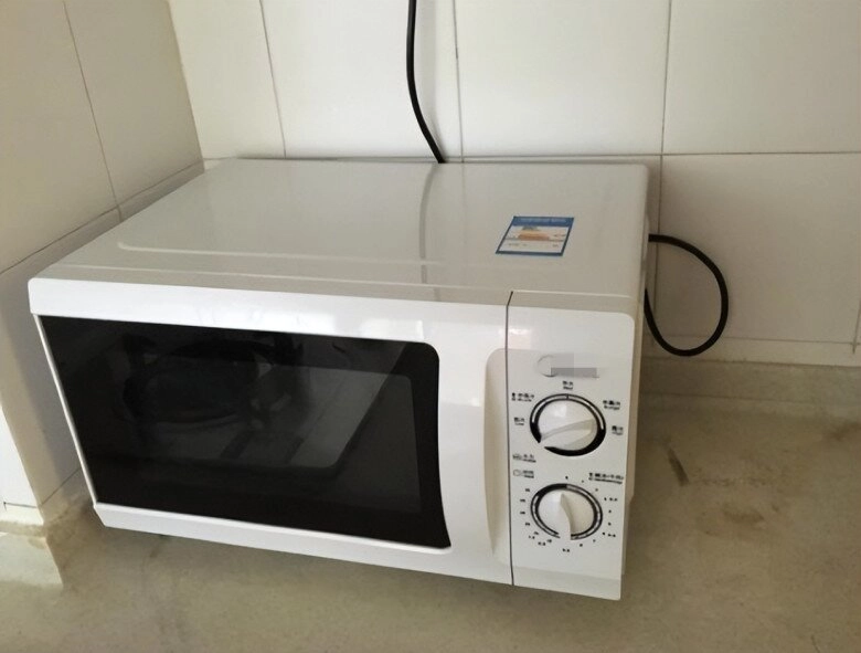 Sau 3 lần mua lò vi sóng tôi nhận ra mua thiết bị này nên tuân theo quy tắc 7 không - 7