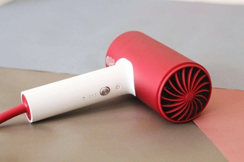 Sau 3 lần thay máy sấy tóc tôi nhận ra mua thiết bị này nên tuân theo quy tắc 5 không mua - 2