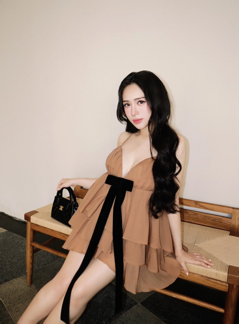 Sau khi sinh 4 con sắc vóc ái nữ đại gia minh nhựa ra sao - 6