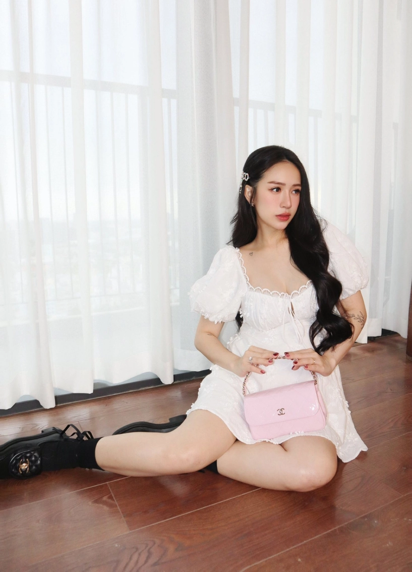 Sau khi sinh 4 con sắc vóc ái nữ đại gia minh nhựa ra sao - 7
