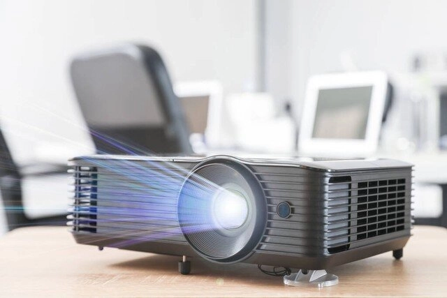 Sau khi thay 3 máy chiếu tôi nhận ra mua thiết bị này nên tuân theo 8 quy tắc - 4