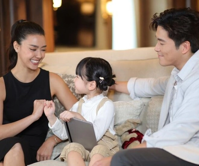 Sau ly hôn tôi nhắn tin chúc mừng chồng cũ được giải thoát anh đáp lại khiến tôi sững sờ - 1