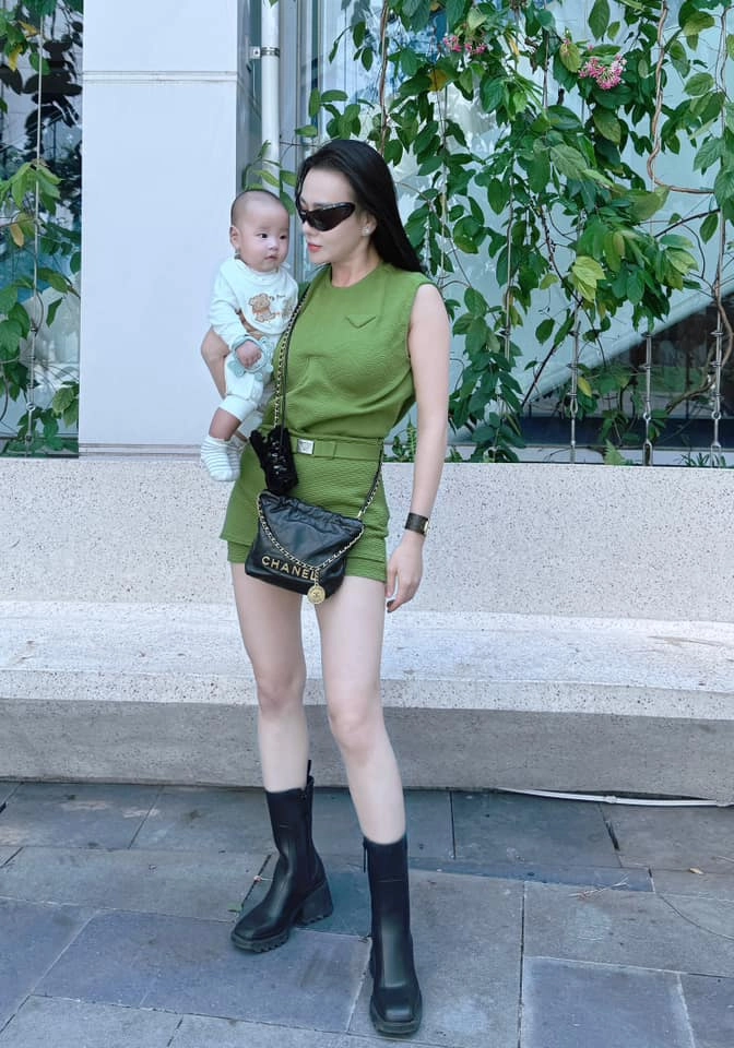 Shark bình nói con trai là truyền nhân của mẹ phương oanh quý tử mới 5 tháng tuổi đã biết diễn như ngôi sao - 2