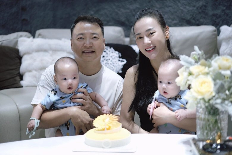 Shark bình nói con trai là truyền nhân của mẹ phương oanh quý tử mới 5 tháng tuổi đã biết diễn như ngôi sao - 4