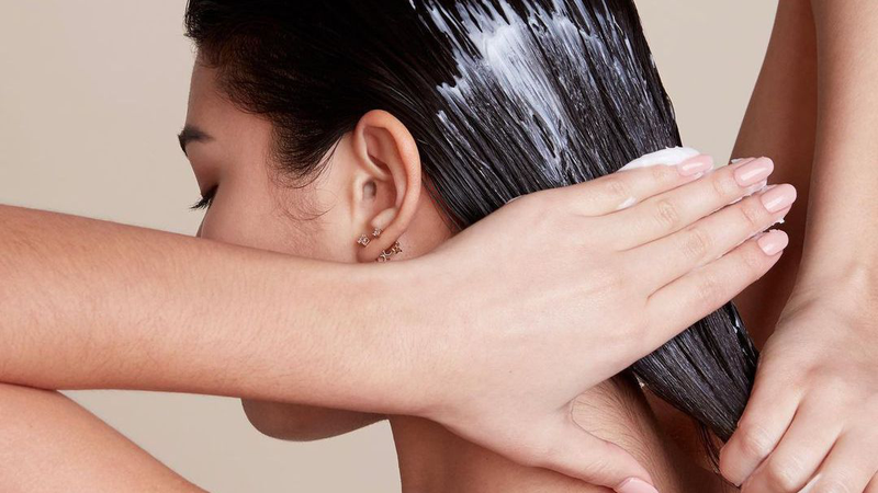 Siêu mẫu gây tiếc nuối nhất làng nhan sắc việt sở hữu suối tóc bồng bềnh như mơ nhờ bí quyết gội đầu ngược đời - 9