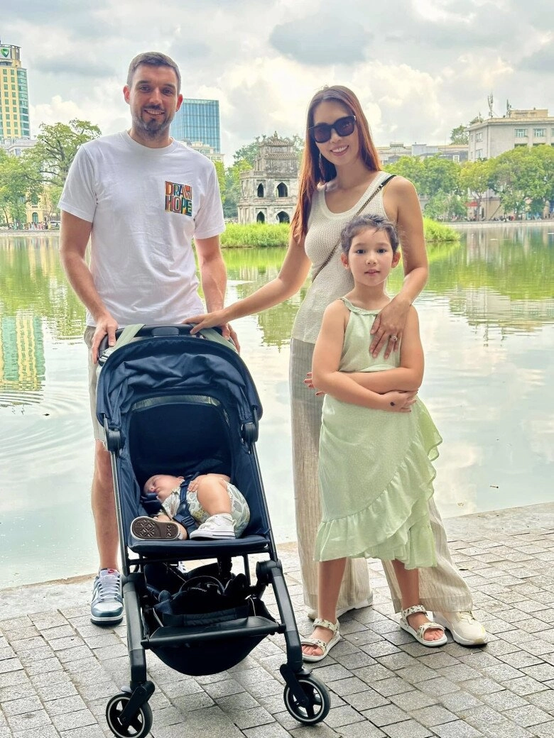 Siêu mẫu hà anh khoe 2 con lai tây nhặt hết nét đẹp của bố mẹ dân tình xuýt xoa khen xinh như búp bê - 6