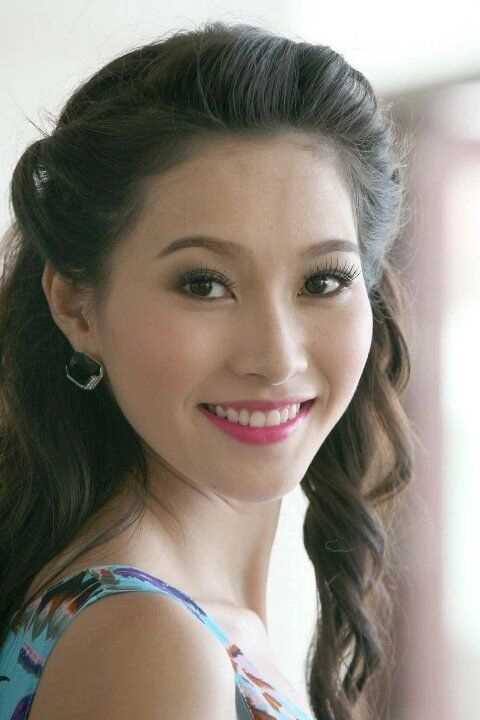 Soi ảnh đặng thu thảo ở hiện tại và quá khứ thấy ngay điểm chỉnh sửa đầu tiên trên gương mặt - 4