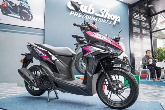 Soi chi tiết vario 125 2025 nhập khẩu nguyên chiếc từ malaysia vừa về việt nam có gì khác biệt - 3