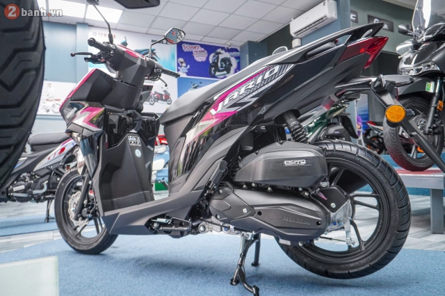 Soi chi tiết vario 125 2025 nhập khẩu nguyên chiếc từ malaysia vừa về việt nam có gì khác biệt - 4