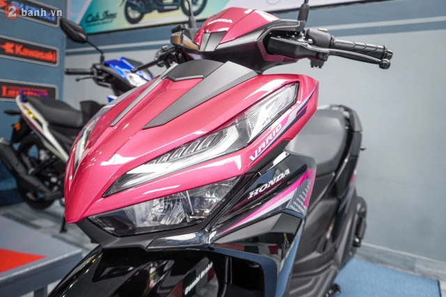 Soi chi tiết vario 125 2025 nhập khẩu nguyên chiếc từ malaysia vừa về việt nam có gì khác biệt - 7