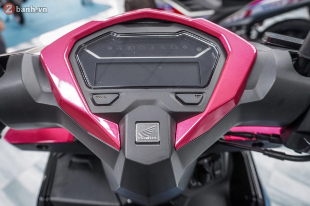 Soi chi tiết vario 125 2025 nhập khẩu nguyên chiếc từ malaysia vừa về việt nam có gì khác biệt - 12