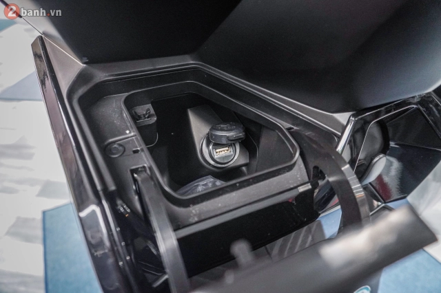 Soi chi tiết vario 125 2025 nhập khẩu nguyên chiếc từ malaysia vừa về việt nam có gì khác biệt - 13