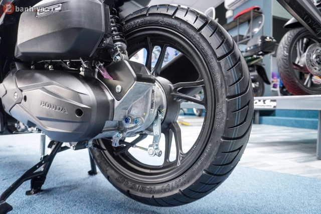 Soi chi tiết vario 125 2025 nhập khẩu nguyên chiếc từ malaysia vừa về việt nam có gì khác biệt - 21