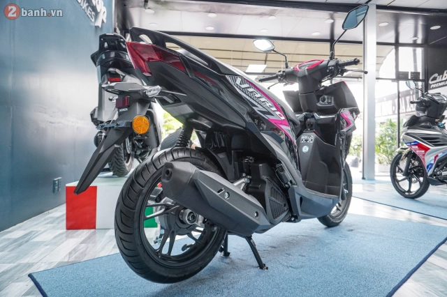 Soi chi tiết vario 125 2025 nhập khẩu nguyên chiếc từ malaysia vừa về việt nam có gì khác biệt - 27