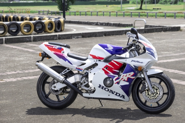Soi về quá khứ - khám phá động cơ honda cbr250rr mc22 hơn 20000 vòngphút tương đương xe đua f1 - 9