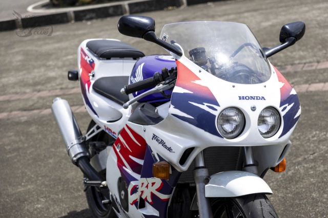 Soi về quá khứ - khám phá động cơ honda cbr250rr mc22 hơn 20000 vòngphút tương đương xe đua f1 - 10