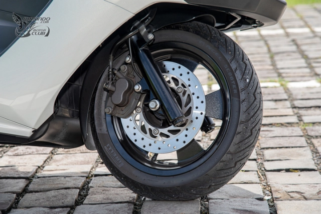Soi về quá khứ - khám phá du thuyền trên cạn yamaha maxam gã khổng lồ mở lối cho cả một thời đại - 26