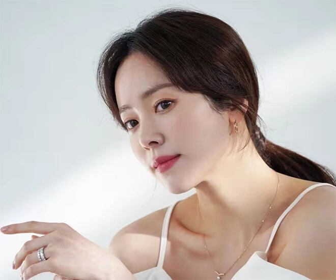Sống sang chảnh với 600 tỷ sao nữ ăn món rẻ bèo có đầy ở chợ việt mỗi tối để da không tì vết dáng siêu chuẩn - 1