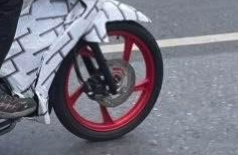 Suzuki smash 115 all new lộ diện khi đang chạy thử - nhiều nâng cấp đáng giá nhất là phanh abs - 3