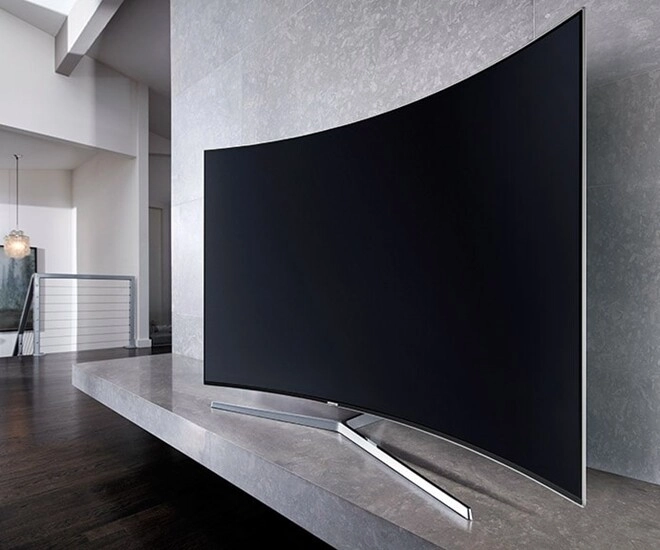 Tại sao ngày càng ít người lắp đặt tv màn hình cong đây là 5 lý do - 1