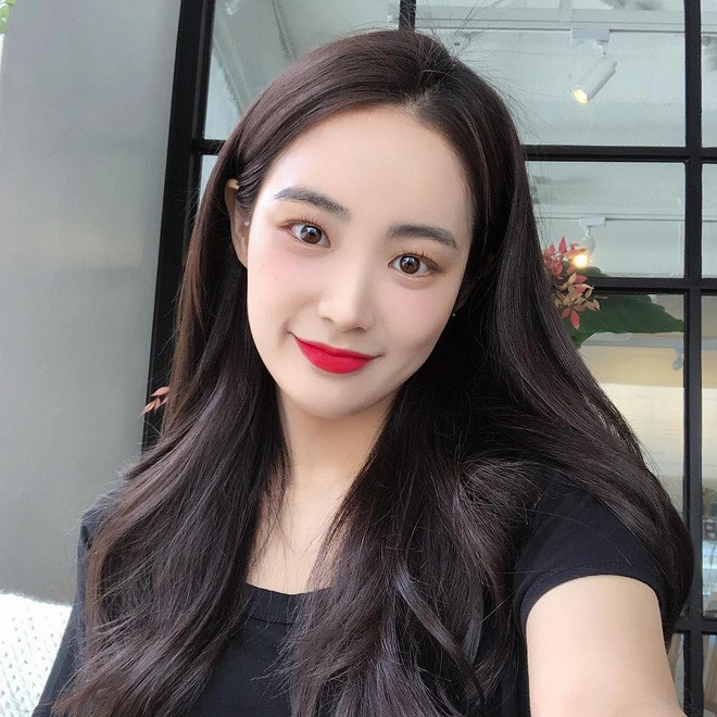 Tại sao nhiều phụ nữ 40 hiện nay không chọn nhuộm tóc nữa dù có thể giúp trẻ hơn 10 tuổi - 6