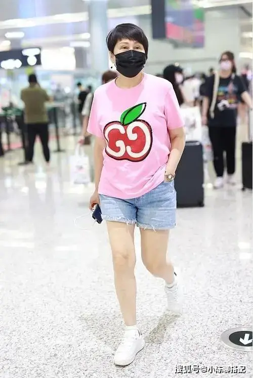Tại sao phụ nữ 30 có gu không thích mặc áo phông với quần short denim họ thích kiểu này thanh lịch hơn lại toát mùi tiền - 2
