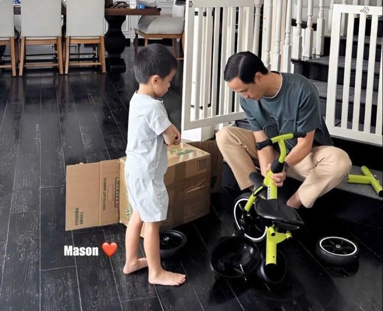 Tăng thanh hà khoe cảnh chồng thiếu gia chăm quý tử trong biệt thự triệu đô hôn nhân 13 năm vẫn màu hồng khó tin - 2