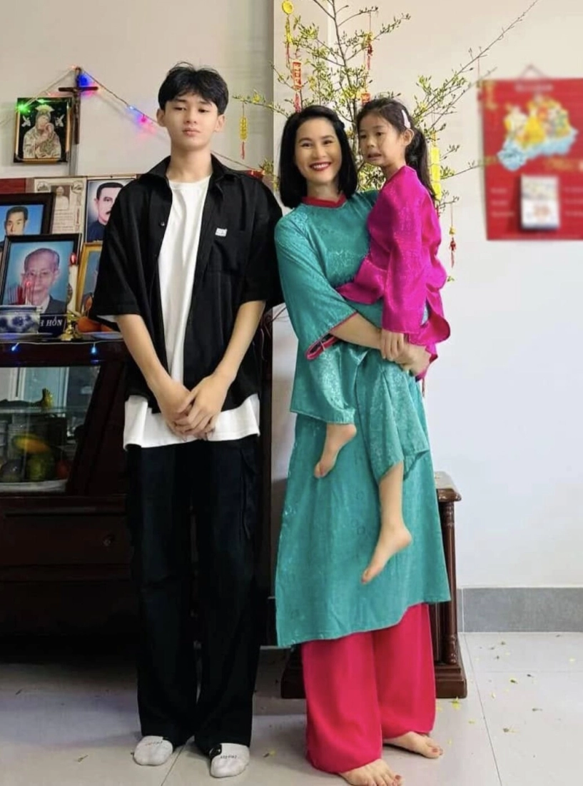 Em bé được tăng thanh hà xem như con ruột nay điển trai ở tuổi 17 là trụ cột cho mẹ đơn thân nương tựa - 5