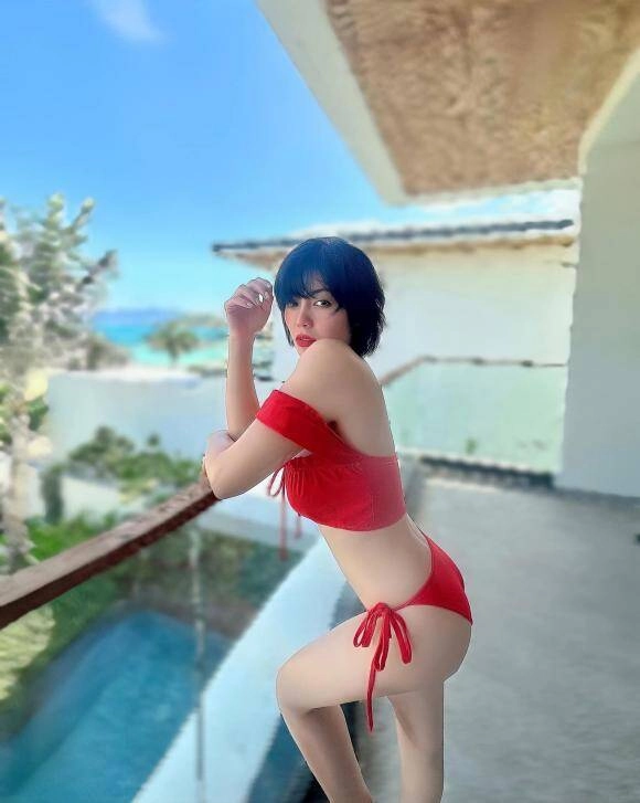 Táo vân dung vừa khoe con dâu xinh đẹp từng có 1 đời chồng u40 vẫn mặc bikini khoe đường cong quyến rũ - 7