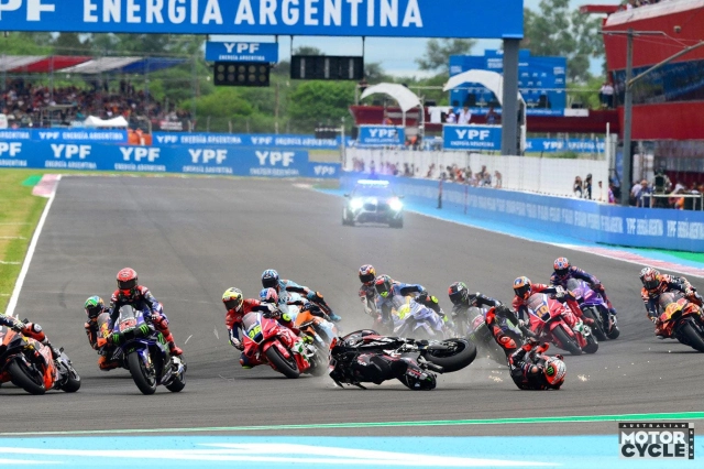 Tất cả bắt đầu từ vạch xuất phát nghệ thuật khởi đầu trong motogp mà không phải ai cũng hiểu - 5