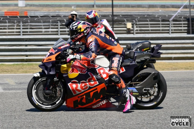 Tất cả bắt đầu từ vạch xuất phát nghệ thuật khởi đầu trong motogp mà không phải ai cũng hiểu - 10