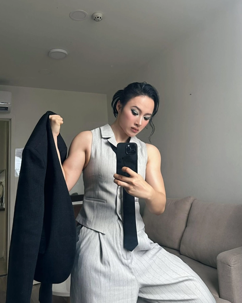 Tay vai cơ bắp sau gần 9 năm ăn chay tập luyện của angela phương trinh - 1