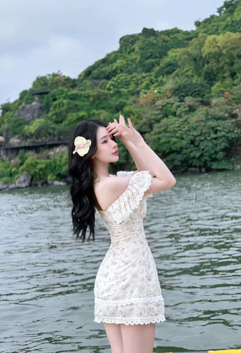 thái tử thiên thai trọng lân cưới vợ hot girl cô dâu đẹp gợi cảm từng xuất hiện tại quảng trường thời đại mỹ - 7