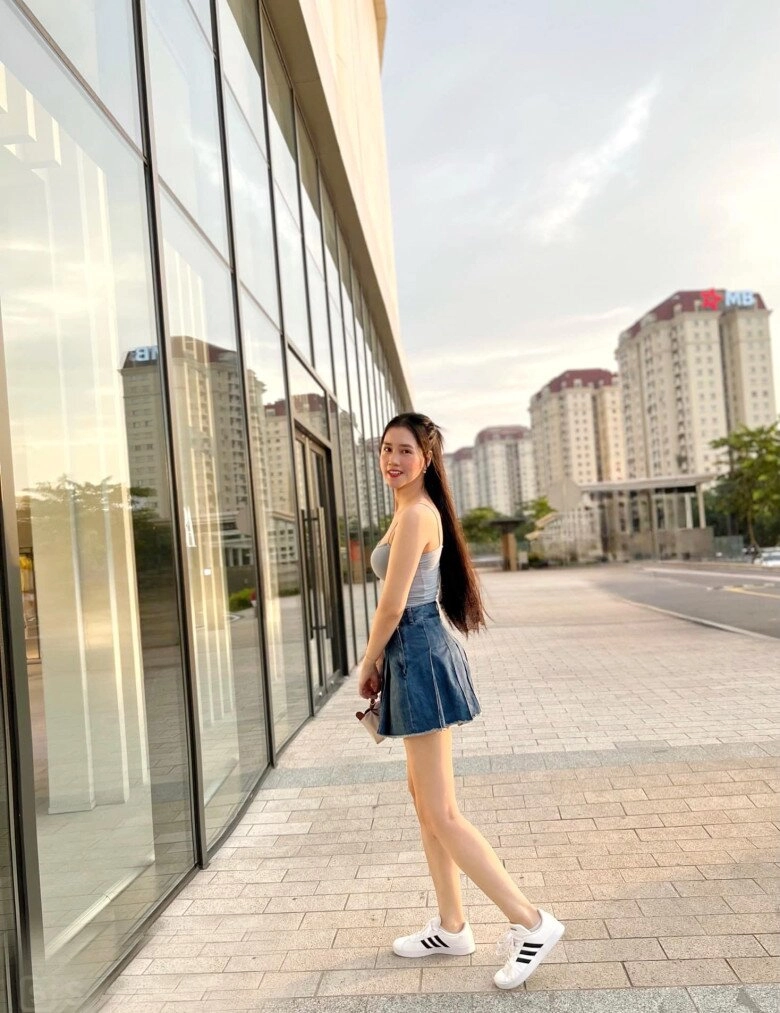Thân thế người đẹp thị phi của dịu dàng màu nắng ngoài đời là vợ đạo diễn phim truyền hình nức tiếng vtv - 14