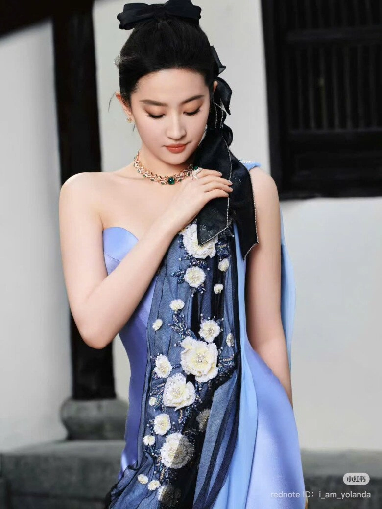 Thần tiên tỷ tỷ gần 20 năm mặc kệ lời chê bai vẫn giữ lại khuyết điểm chí mạng này lý do khiến ai cũng bất ngờ - 2
