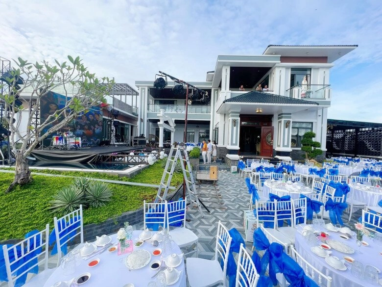 Thanh đoàn flex góc biệt thự có vườn trái cây trĩu quả được khuyên có thêm con với hà trí quang - 9