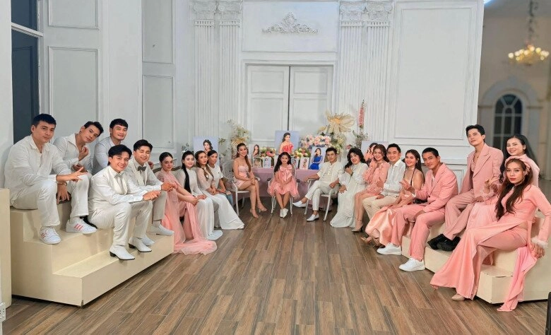 Thanh trúc nhớ thương tiễn biệt 3 người bạn chí cốt ra đi khi tuổi đời còn trẻ muốn ôm quý bình và mai phương - 6