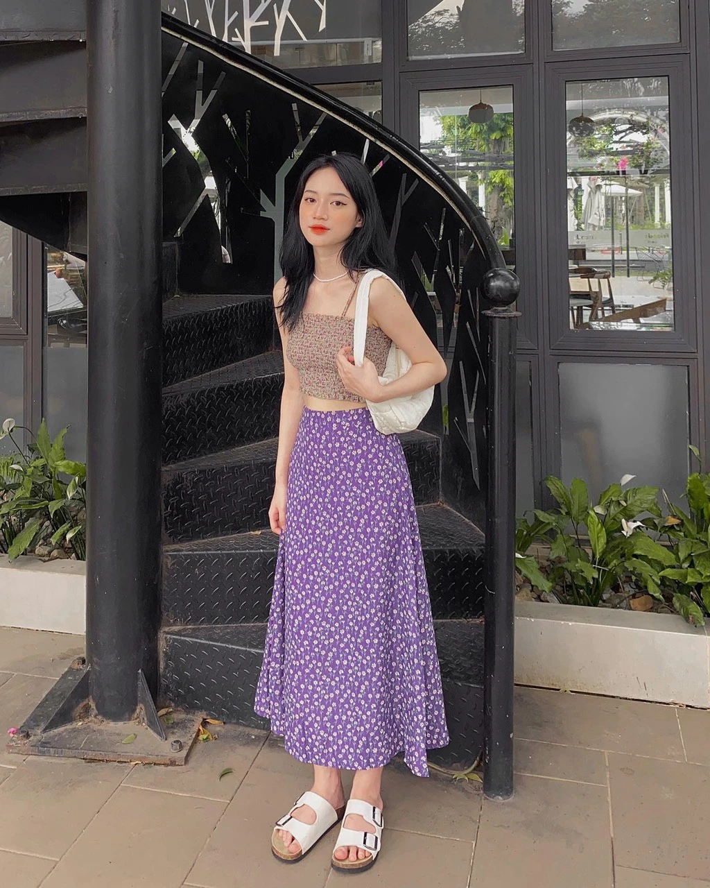 Thời tiết nóng bức cũng đừng mặc đồ như nội y ra phố diện ngay 4 công thức vừa mát vừa sang cho mùa nóng - 11