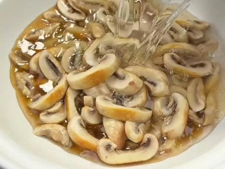 Thứ này là rau nhưng giàu đạm lẫn canxi có thể ngừa ung thư đem nấu canh cực ngon mát thanh đạm - 5