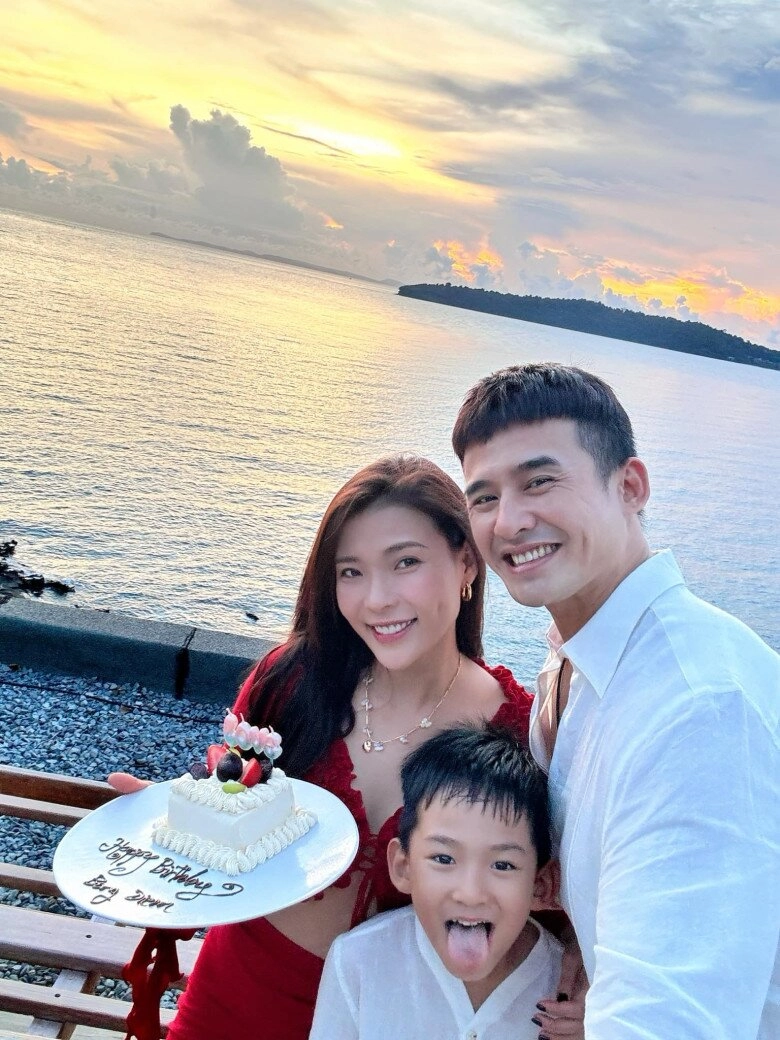 Thúy diễm say xỉn chủ động tỏ tình với lương thế thành nghẹn ngào kể chuyện mẹ có gia đình mới ở nước ngoài - 3